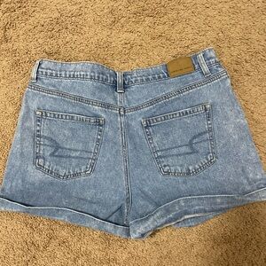 American Eagle mom Jean shorts